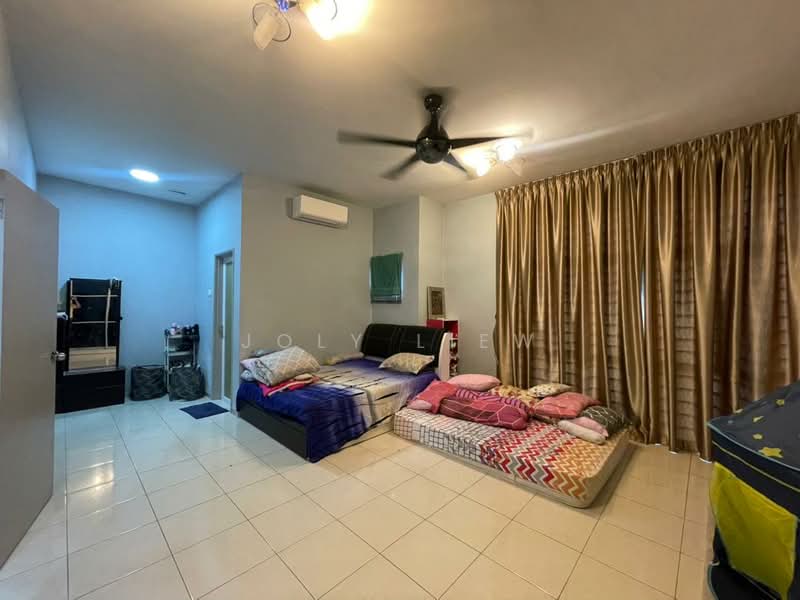 Townhouse for Sale in Bandar Bukit Puchong 2 (Puchong) - Joly Liew - Bedroom - PropertyGuru.com.my