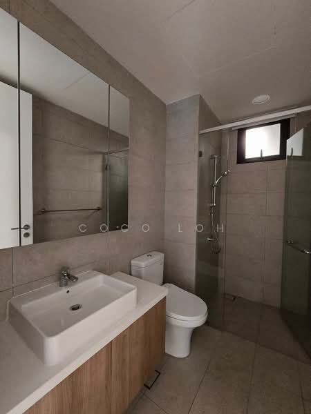 Servis Apartment untuk Disewa di Kami - Coco Loh - Bathroom - PropertyGuru.com.my