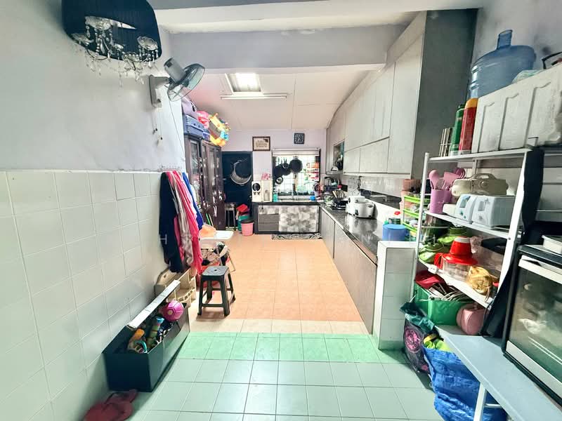 Rumah Teres 2 Tingkat untuk Dijual di Kuala Selangor (Selangor) - Ashraff Daniel - Kitchen - PropertyGuru.com.my