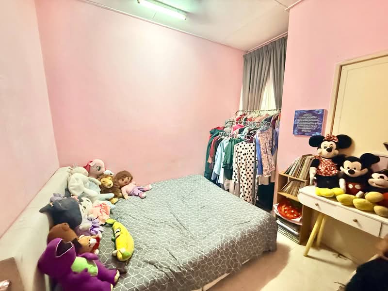 Rumah Teres 2 Tingkat untuk Dijual di Kuala Selangor (Selangor) - Ashraff Daniel - Bedroom - PropertyGuru.com.my