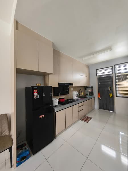 2-storey Terraced House for Sale in Taman Pelangi Indah (Ulu Tiram) - Kent Loi - Kitchen - PropertyGuru.com.my