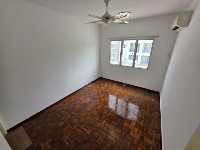 Pangsapuri untuk Dijual di Akasia Apartment - Sam Yap - Interior - PropertyGuru.com.my