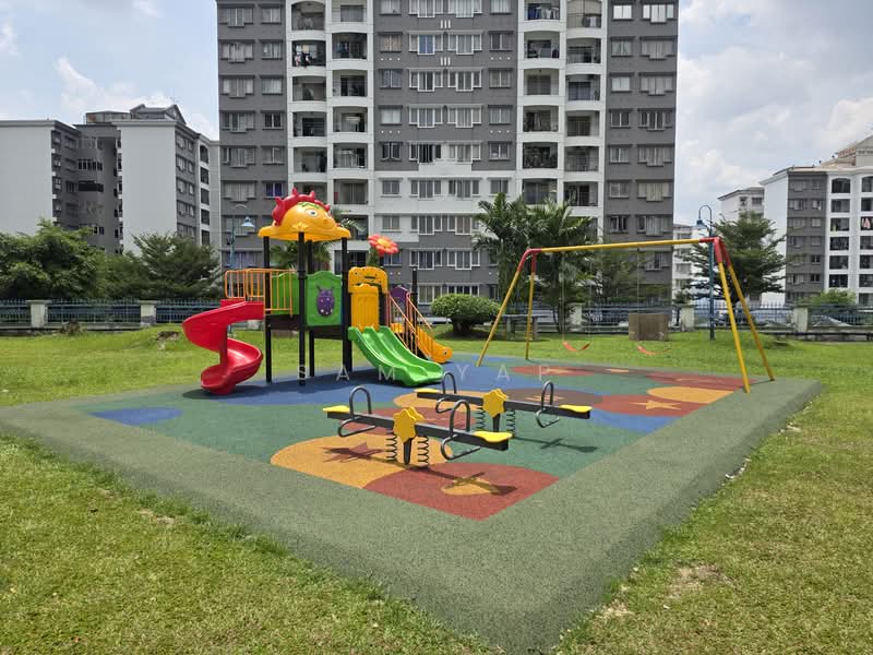 Pangsapuri untuk Dijual di Akasia Apartment - Sam Yap - Exterior - PropertyGuru.com.my