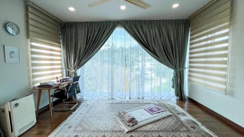 Bungalow House untuk Dijual di Kayangan Heights (Shah Alam) - Adzura Zamedin - Study - PropertyGuru.com.my