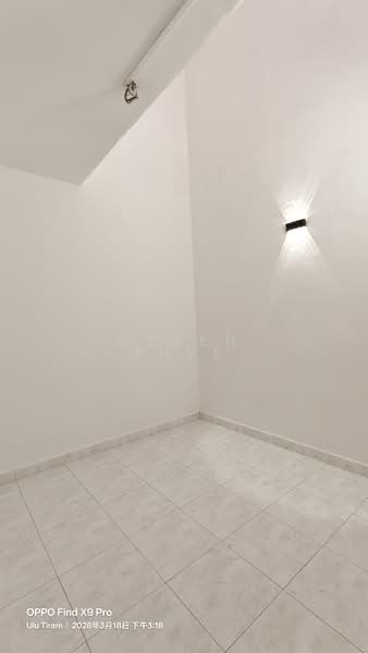 Rumah Teres 1.5 Tingkat untuk Dijual di Taman Pelangi Indah (Ulu Tiram) - Deven Thye - PropertyGuru.com.my