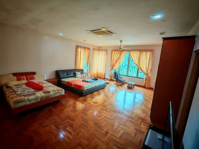 Semi-Detached House for Sale in Taman Impian Emas (Skudai) - KK Low - Bedroom - PropertyGuru.com.my