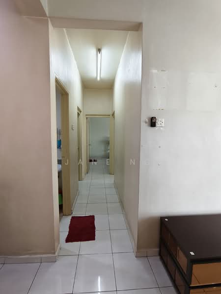 Apartment for Sale at Sri Mekar 2 - Jane Ng - Corridor - PropertyGuru.com.my