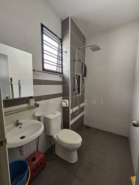 Rumah Teres 2 Tingkat untuk Dijual di Bandar Dato Onn (Tebrau) - Tommy Tai - Bathroom - PropertyGuru.com.my