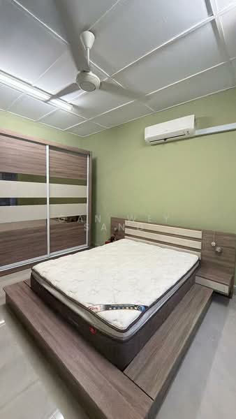 Rumah Teres untuk Disewa di Bandar Mahkota Cheras (Cheras) - GAN WEY SAND - Bedroom - PropertyGuru.com.my