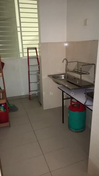 Condominium for Rent at Ceria Residences, Cyberjaya - Valyn Ho - Kitchen - PropertyGuru.com.my