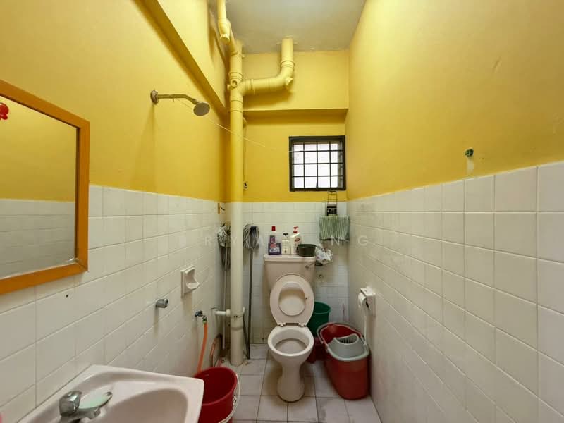 Condominium for Sale at Teratai Mewah Condominium - Bryan Ng - Bathroom - PropertyGuru.com.my