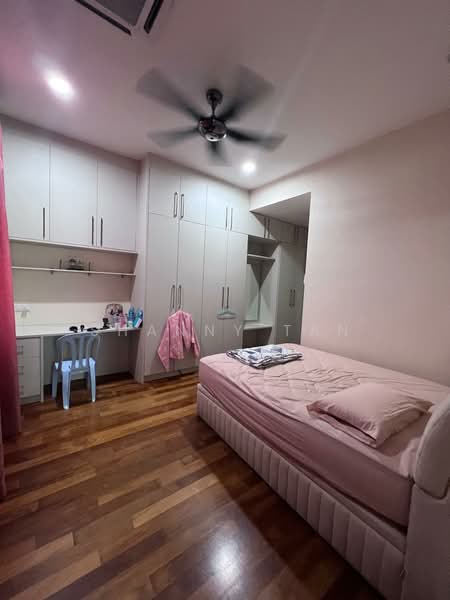 Rumah Banglo untuk Dijual di Bukit Sungai Long (Bandar Sungai Long) - Shanny Tan - Bedroom - PropertyGuru.com.my