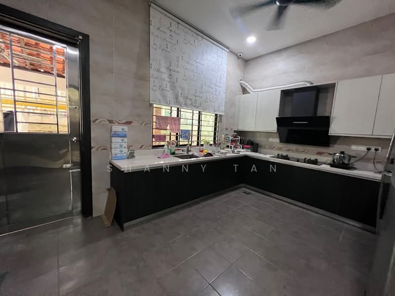 Rumah Banglo untuk Dijual di Bukit Sungai Long (Bandar Sungai Long) - Shanny Tan - Kitchen - PropertyGuru.com.my