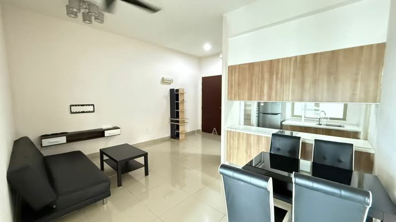Servis Apartment untuk Dijual di Palazio - LZ Lau - Living Room - PropertyGuru.com.my