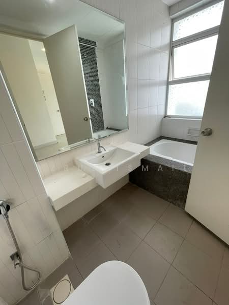 Condominium for Sale at 3 Residen @ Melawati - Azrul Ismail - Bathroom - PropertyGuru.com.my