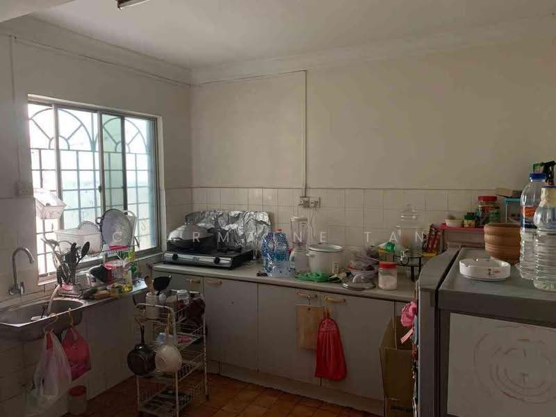 Rumah Teres 2-Tingkat untuk Dijual di Bandar Menjalara (Kuala Lumpur) - Charmaine Tan - Kitchen - PropertyGuru.com.my