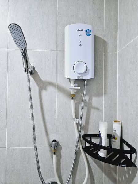 Servis Apartment untuk Disewa di MKH Boulevard II - Jasmine Wai - Bathroom - PropertyGuru.com.my