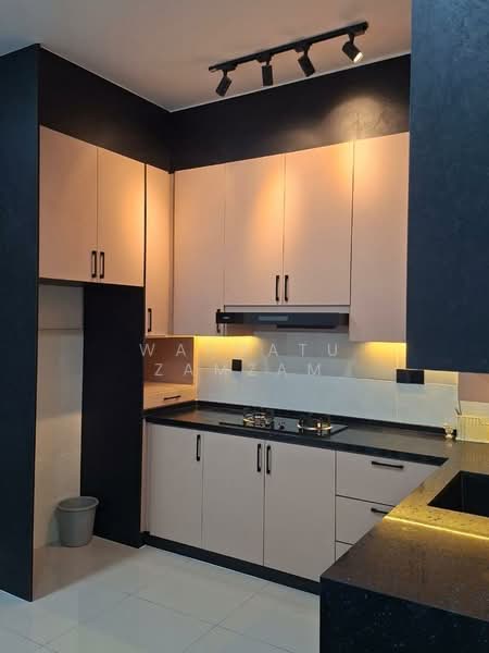 Rumah Bandar untuk Disewa di Taman Akasia (Semenyih) - Wardatu Zamzam - Kitchen - PropertyGuru.com.my
