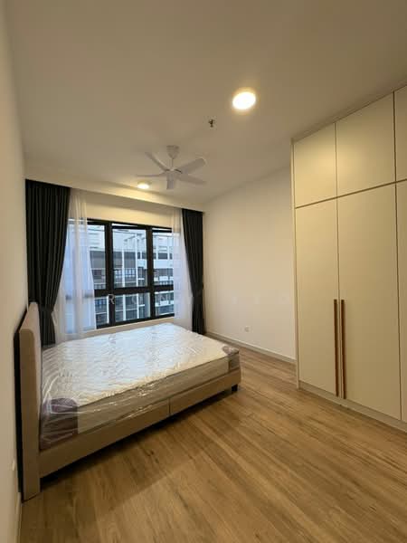 Servis Apartment untuk Disewa di Sunway Belfield - Rony Yeo - Bedroom - PropertyGuru.com.my