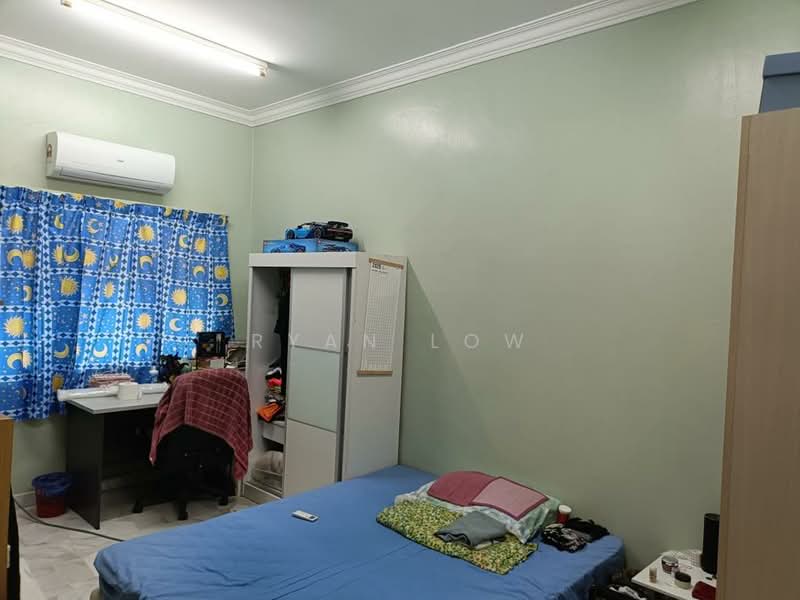 Rumah Teres 2 Tingkat untuk Dijual di Taman Supreme (Cheras) - Ryan Low - Bedroom - PropertyGuru.com.my