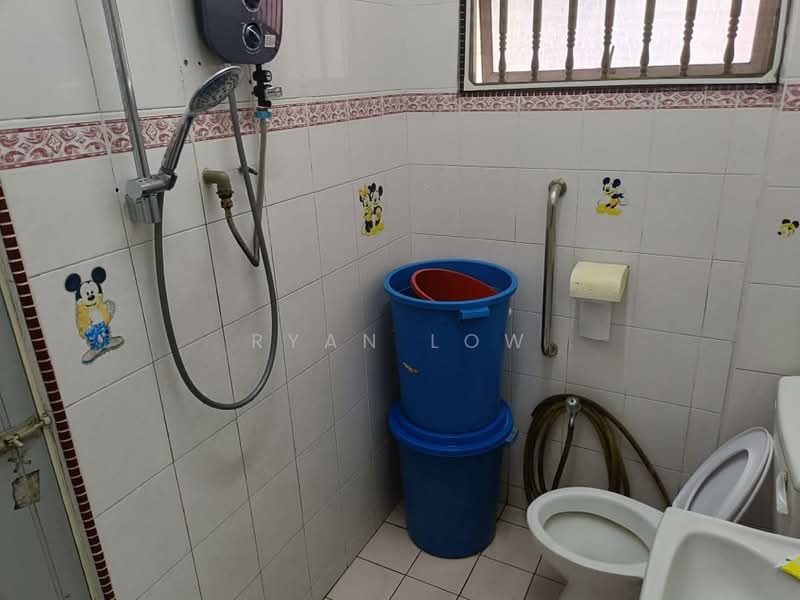 Rumah Teres 2 Tingkat untuk Dijual di Taman Supreme (Cheras) - Ryan Low - Bathroom - PropertyGuru.com.my