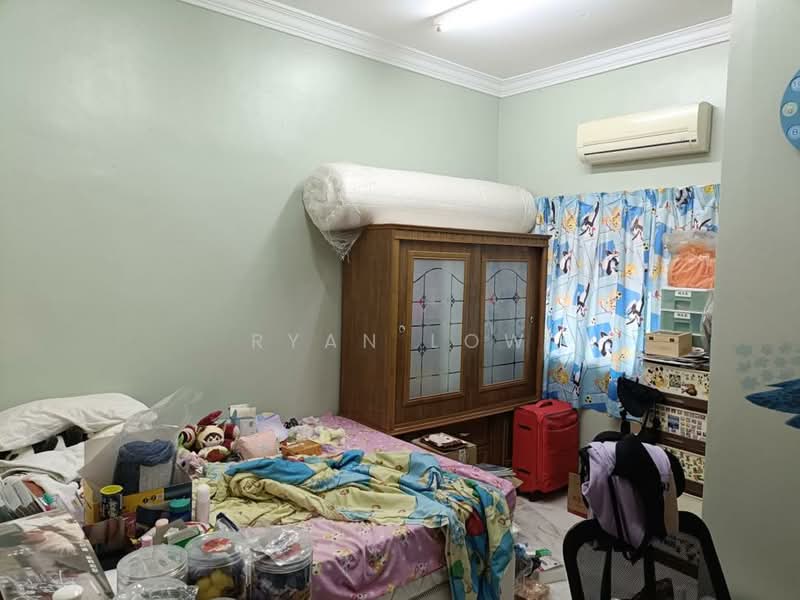 Rumah Teres 2 Tingkat untuk Dijual di Taman Supreme (Cheras) - Ryan Low - Bedroom - PropertyGuru.com.my