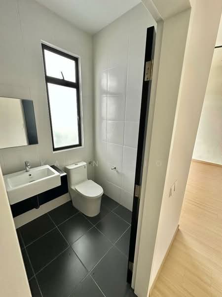 Cluster House for Rent in Iskandar Puteri (Nusajaya) (Johor) - Karine Sior - Bathroom - PropertyGuru.com.my