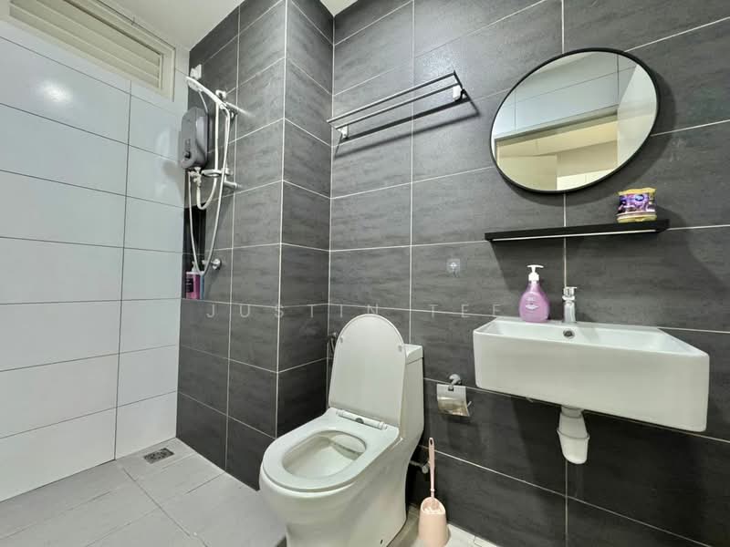 Condominium for Rent at Horizon Suites - Justin Tee - Bathroom - PropertyGuru.com.my