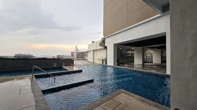 Service Residence for Rent at SetiaWalk - Rehvus Tan - Pool - PropertyGuru.com.my