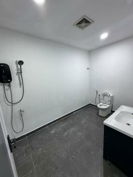 Bungalow for Sale in Hulu Kelang (Kuala Lumpur) - Loh KC - Bathroom - PropertyGuru.com.my