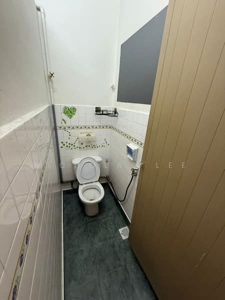 1-storey Terraced House for Rent in Taman Leow Sum (Chemor) - Nicholas Lee - Bathroom - PropertyGuru.com.my