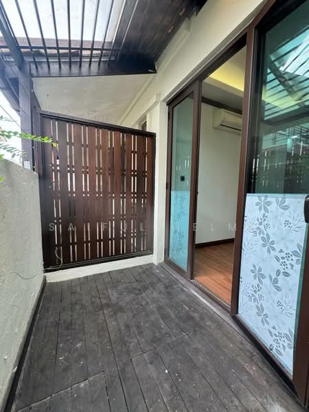 Rumah Teres 2 Tingkat untuk Dijual di Bukit Jelutong (Shah Alam) - SAIFUL HELMI - Balcony - PropertyGuru.com.my