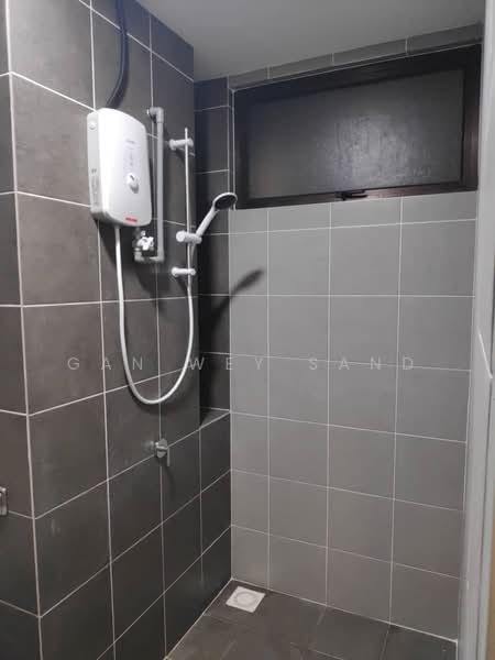 Service Residence for Sale at The Netizen - GAN WEY SAND - Bathroom - PropertyGuru.com.my