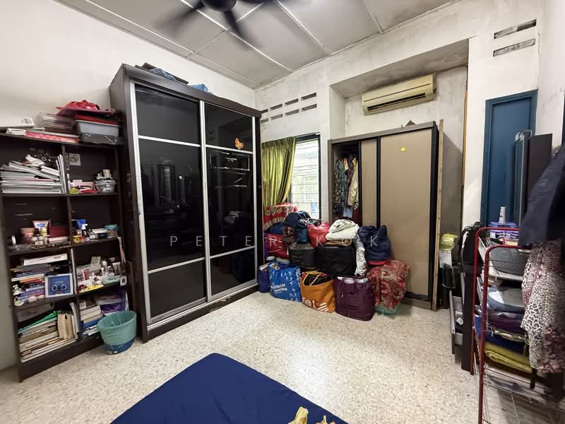 1-storey Terraced House for Sale in SS3 (Petaling Jaya) - Peter Kok - Bedroom - PropertyGuru.com.my