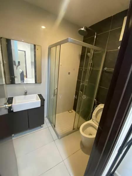 Condominium for Sale at Bay Point @ Country Garden Danga Bay - Kay Ng - Bathroom - PropertyGuru.com.my