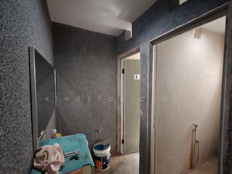 Shop / Office for Rent in Segambut (Kuala Lumpur) - Kingston Choo - Bathroom - PropertyGuru.com.my
