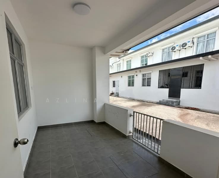 Rumah Teres 2 Tingkat untuk Dijual di Taman Sri Penawar (Pengerang) - Azlina Muslim - Exterior - PropertyGuru.com.my
