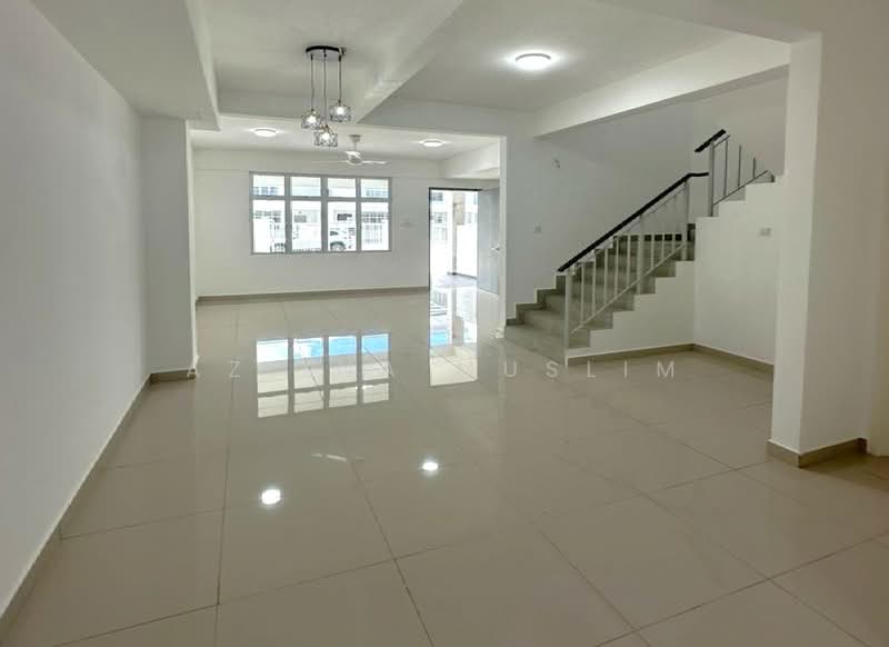 Rumah Teres 2 Tingkat untuk Dijual di Taman Sri Penawar (Pengerang) - Azlina Muslim - PropertyGuru.com.my