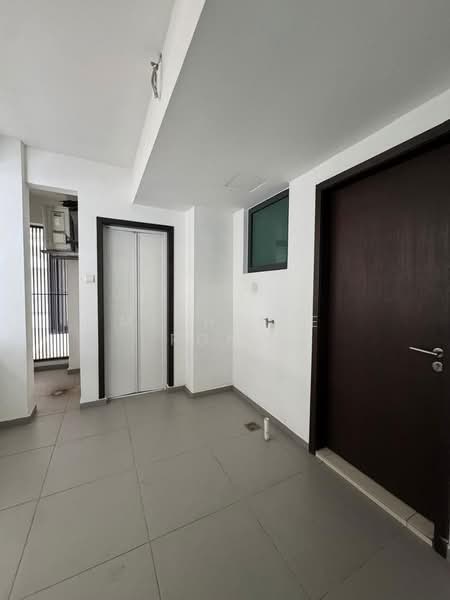 Pangsapuri untuk Disewa di Ponderosa Lakeside Apartment - Michelle Fong - Entrance - PropertyGuru.com.my