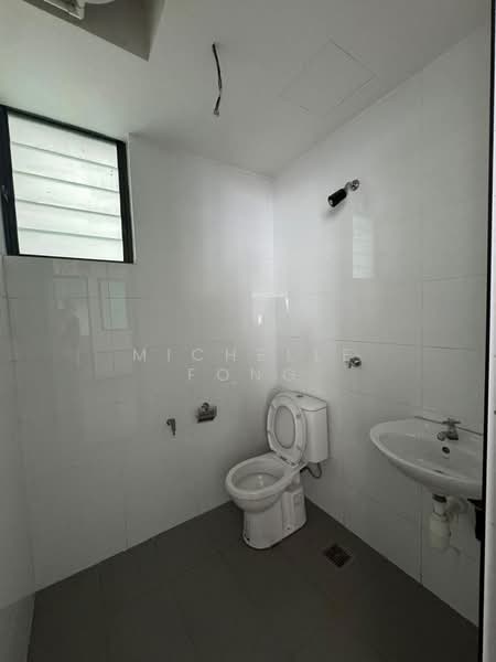 Pangsapuri untuk Disewa di Ponderosa Lakeside Apartment - Michelle Fong - Bathroom - PropertyGuru.com.my