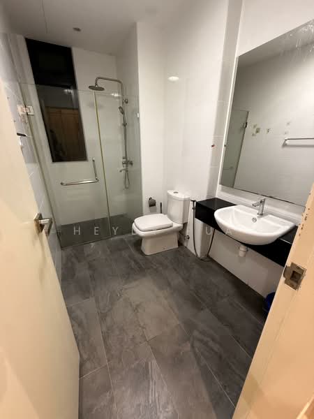 Kondominium untuk Disewa di Grace Residence - Heydy Pua - Bathroom - PropertyGuru.com.my