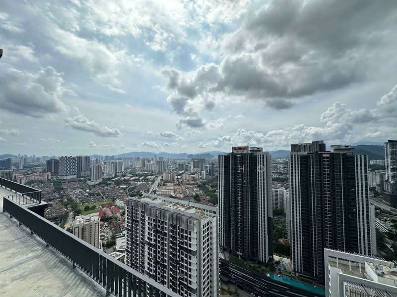 Servis Apartment untuk Disewa di Altris Residences @ The Quartz WM - Gilbert Hor - Exterior - PropertyGuru.com.my