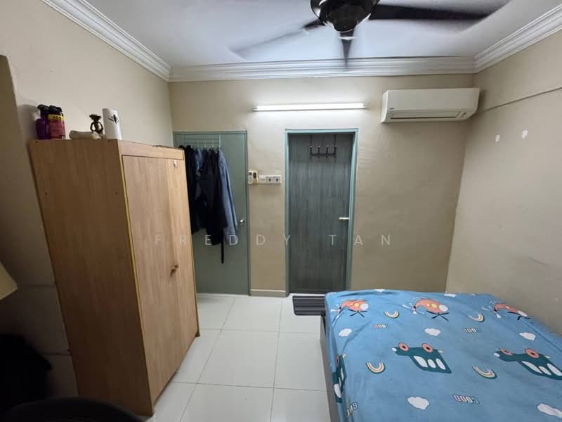 For Rent - Century Park