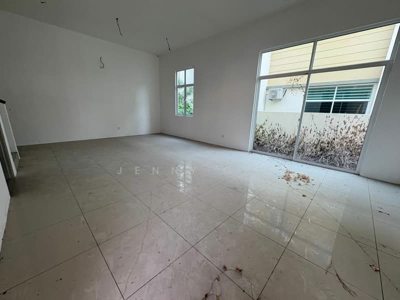 Semi-Detached House for Sale in Hijauan Hills (Simpang Ampat) - Jenny Ong - Living Room - PropertyGuru.com.my