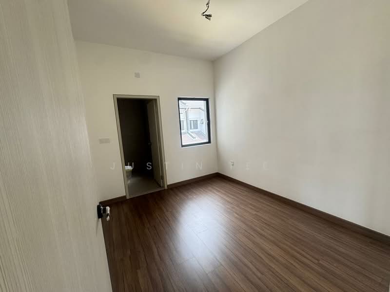 Rumah Teres 2 Tingkat untuk Dijual di Bandar Bukit Raja (Klang) - Justin Tee - Interior - PropertyGuru.com.my