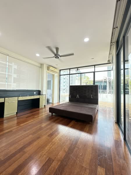 Twin Villa for Sale in Gelugor (Penang) - Jacyntha Lee - PropertyGuru.com.my