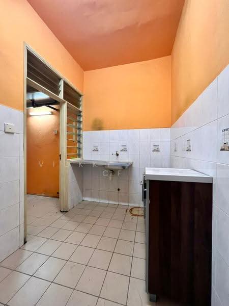 Shop / Office for Sale in Prima Damansara (Damansara Damai) - Vickky Wong CF - Kitchen - PropertyGuru.com.my