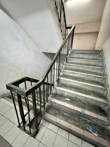 Shop / Office for Sale in Prima Damansara (Damansara Damai) - Vickky Wong CF - Corridor - PropertyGuru.com.my