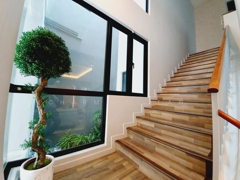 Rumah Berkembar untuk Dijual di Subang Bestari (Shah Alam) - Charmaine Tan - Interior - PropertyGuru.com.my