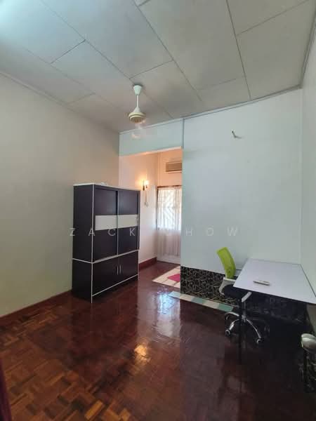 Rumah Teres 1 Tingkat untuk Dijual di Bandar Seri Alam (Masai) - Zack Chow - Study - PropertyGuru.com.my